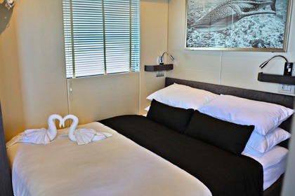 Verhuur Motorjacht Overblue Overblue 54 Malé