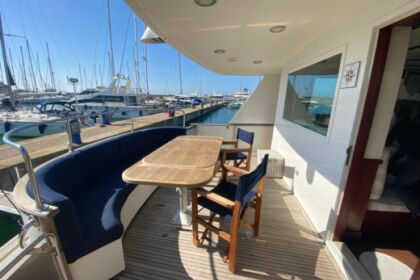 Rental Motorboat Hatteras M/Y 70 Ponza