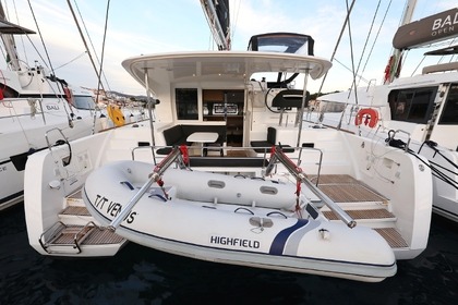 Hire Catamaran Lagoon Lagoon 40 Marina Frapa