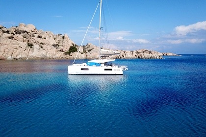 Rental Catamaran Lagoon Lagoon 40 Poltu Quatu