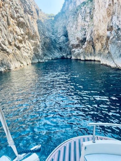 Sorrento Motorboat Teresida Partenope 25 alt tag text