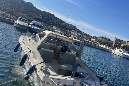 Noleggio Barca a motore Riva Bravo 38 Olbia