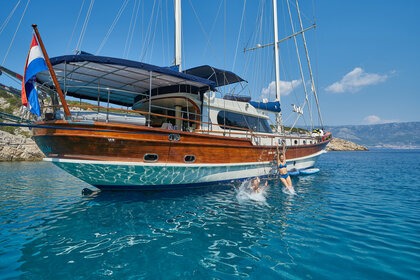 Rental Sailing yacht Unknown Lotus Trajektna Luka Split