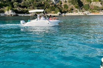Hire Boat without licence  ROMAR BERMUDA 570 Tropea