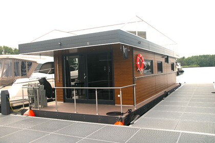 Verhuur Woonboot Mein-Hausboot Luxury "Lotte" Zehdenick