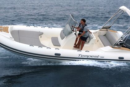 Hire Motorboat Capelli Capelli Tempest 700 Antibes