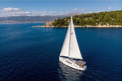 Hire Sailboat  Bavaria 51 Cruiser Skiathos