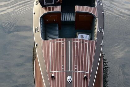 Location Bateau à moteur Dolphin Craft 26 Paris