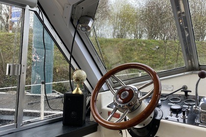 Location Bateau à moteur HARLEY CONNOISSEUR La Ferté-sous-Jouarre