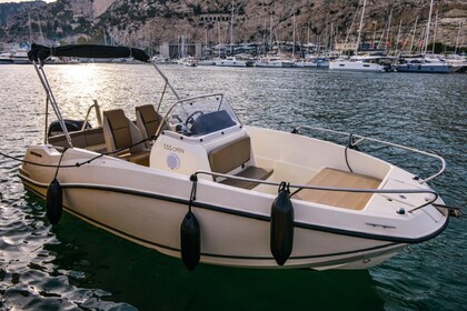 Rental Motorboat Quicksilver Activ 555 Open Marseille