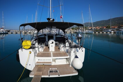 Чартер Парусная яхта Jeanneau Sun Odyssey 440 - 3 cab. Брач