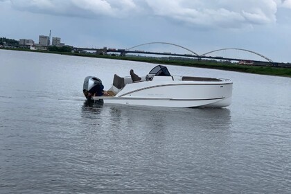 Location Bateau à moteur MAXIMA 700 SPORT Desenzano del Garda