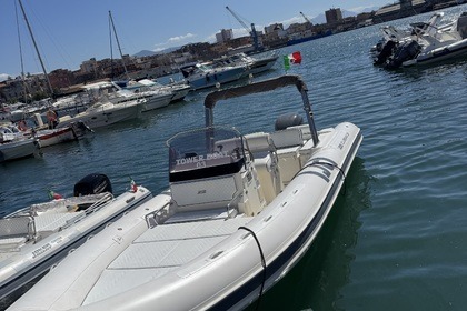 Noleggio Gommone Joker Boat Clubman 26 Torre Annunziata