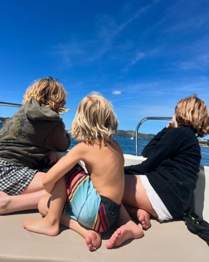 Split Motorboat Quicksilver 675 Open alt tag text