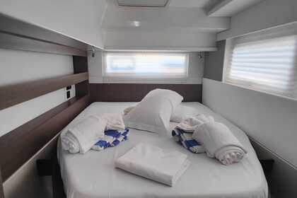 Hire Catamaran Leopard Leopard 42 - 4 cab. Procida