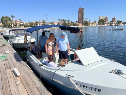 Santiago de la Ribera Motorboat Mareti 730 Classic alt tag text