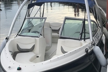 Charter Motorboat Bayliner 175 GT Thonon-les-Bains
