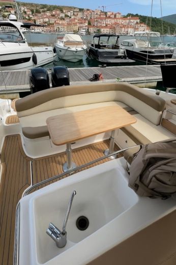 Motorboat Capelli 28WA Plan du bateau
