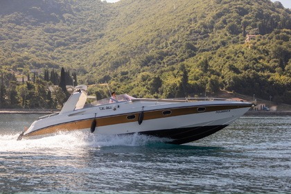 Hire Motor yacht Tullio Abbate Elite 33 Herceg Novi