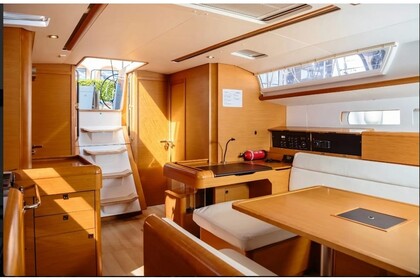 Noleggio Barca a vela Jeanneau Sun Odyssey 519 Tropea