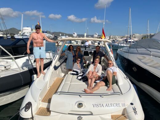 Ibiza Motorboat Sunseeker 48 Superhawk alt tag text