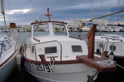 Miete Motorboot Menorquin Conquistador 43 Cadaqués