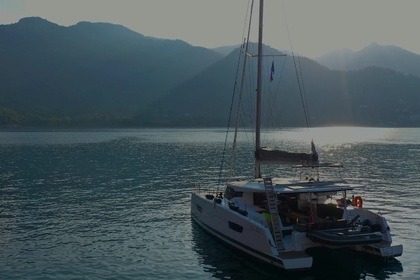 Rental Catamaran  Isla 40 Castellammare di Stabia