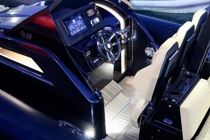 Ενοικίαση Φουσκωτό TECHNOHULL EXPLORER 40 Αθήνα