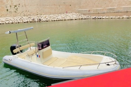 Miete RIB Thai fiber Boat Katoy 650 open Marseille
