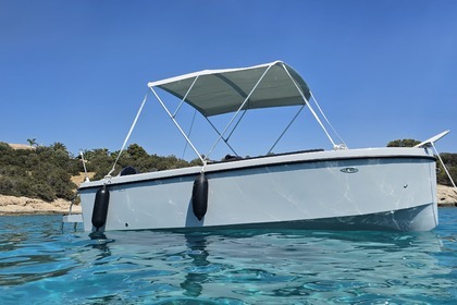 Location Bateau à moteur VALORY 525, PREMIUM Porto Heli