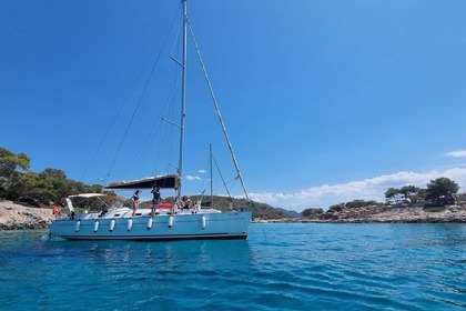 Rental Sailboat BENETEAU CYCLADES 43.4 Piraeus