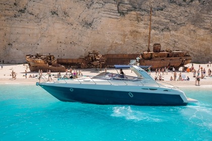 Hire Motor yacht Cranchi 41 Endurance Zakynthos