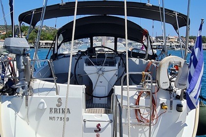 Charter Sailboat Beneteau Oceanis 411 Volos