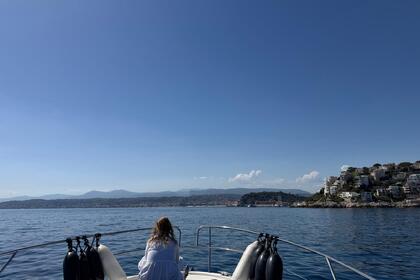 Location Bateau à moteur Jeanneau PRESTIGE 34 Beaulieu-sur-Mer