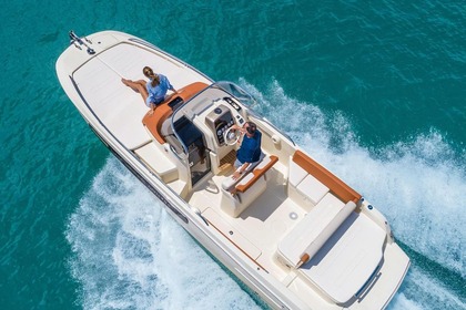 Hire Motorboat Invictus CX 280 Saint-Jean-Cap-Ferrat