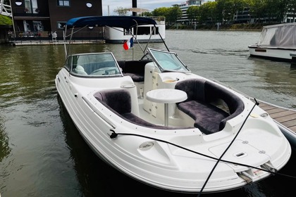 Hire Motorboat Volvo Fourwinns funship Paris