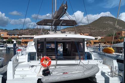 Charter Catamaran Bali - Catana Bali 5.4 Lomas de Palmira