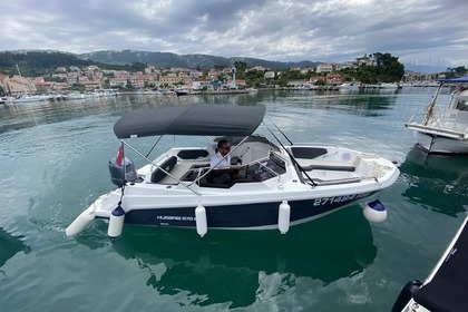 Miete Motorboot Husaria 570 Rab