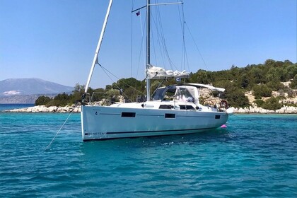 Hire Sailboat Beneteau Oceanis 41 Kos