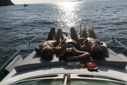 Charter Motorboat Beneteau Flyer 8 La Ciotat