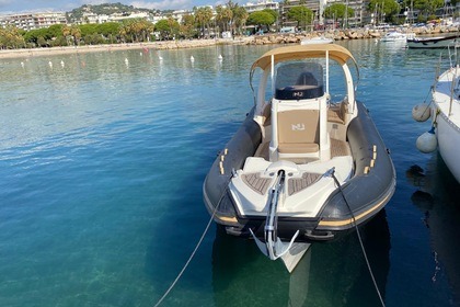 Hire Motorboat Nuova Jolly Prince 27 Cannes