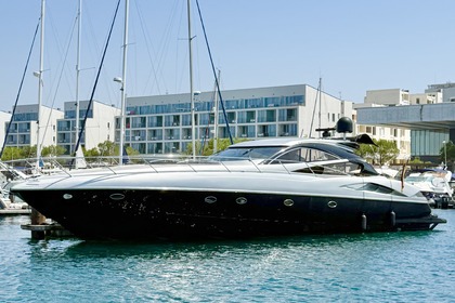 Noleggio Barca a motore Sunseeker 68 Predator Vilamoura