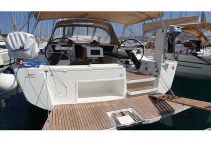 Ενοικίαση Ιστιοπλοϊκό σκάφος DUFOUR 390 Grand Large Kaštel Gomilica