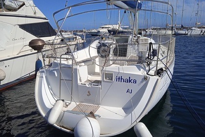 Hire Sailboat Beneteau Oceanis Clipper 331 Ajaccio