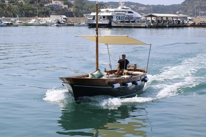 Charter Motorboat Gozzo Sorrentino Gozzo Sorrentino 7,50 Casamicciola Terme