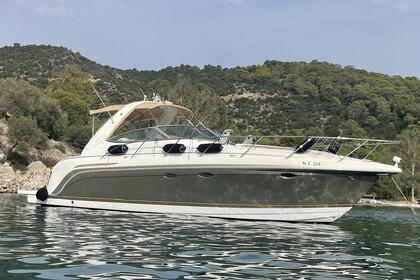 Hire Motorboat Formula 36 Perfοrmance Cruiser Athens