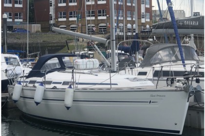 Charter Sailboat Bavaria Cruiser 32 Southampton