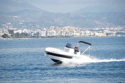 Miete Motorboot Nireus CL620 Puerto Banús