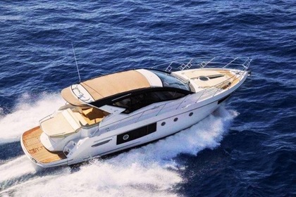 Noleggio Barca a motore Cranchi M44 Ht Salerno