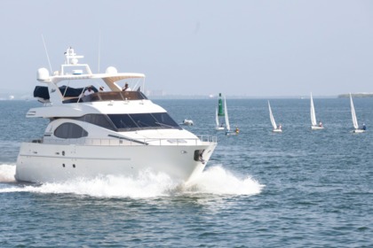 Charter Motor yacht Azimut 2000 Puerto Vallarta